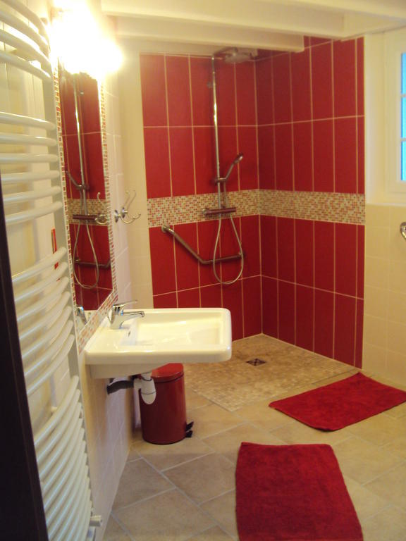 Le Saint Aubin- Maison D Hotes Dans Ce Monastere Du 16 Siecle アンフルヴィル・ラ・カンパーニュ 部屋 写真