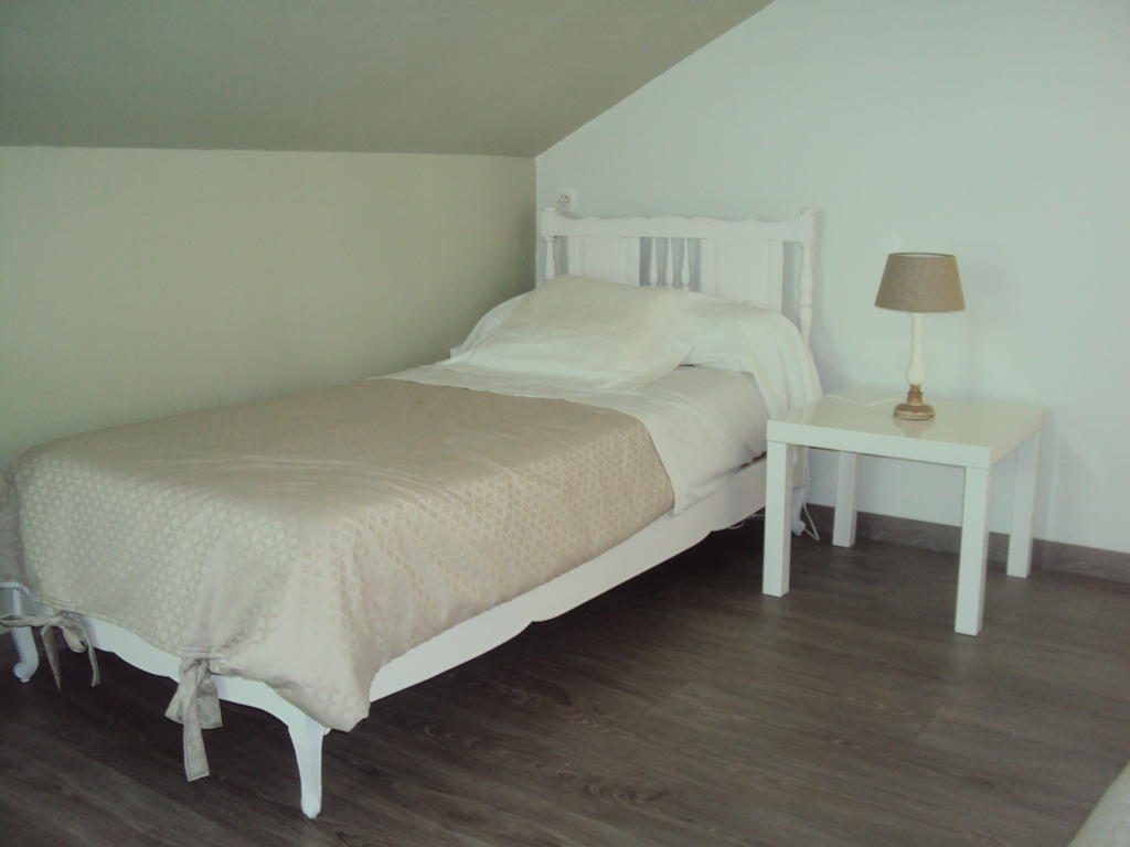 Le Saint Aubin- Maison D Hotes Dans Ce Monastere Du 16 Siecle アンフルヴィル・ラ・カンパーニュ 部屋 写真